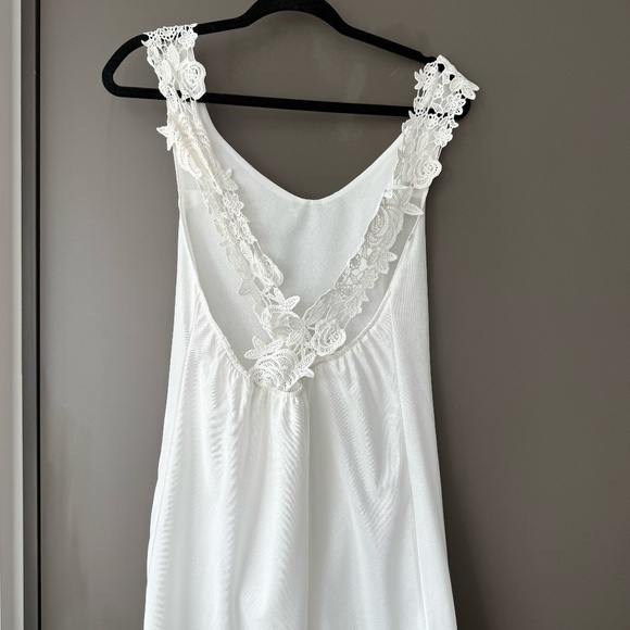 Dresses & Skirts - Lace Floral Embroidered Cross-Back White Mini-Dress w/ Plunge Front Double Lined